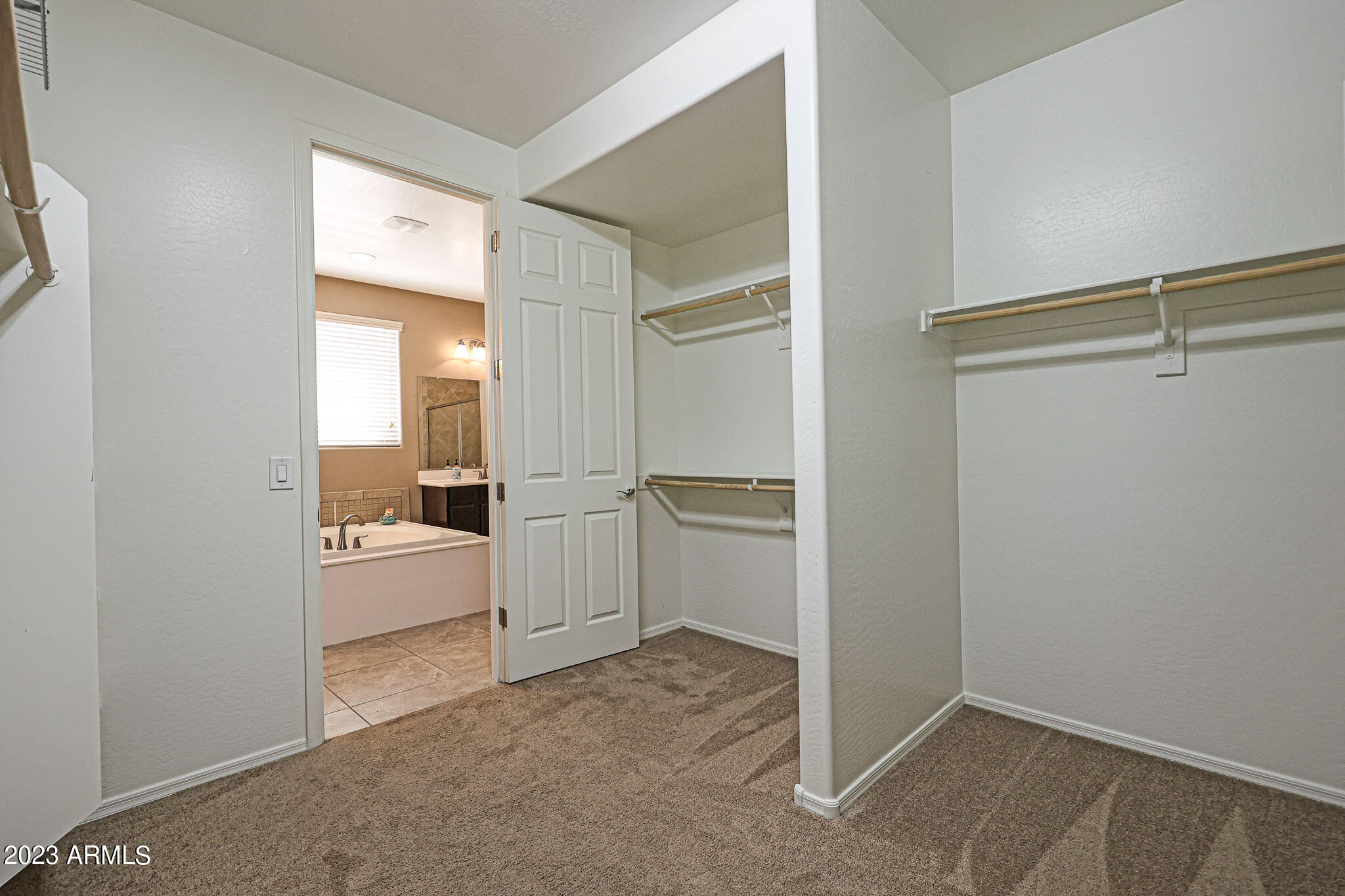 7912 W QUAIL TRACK Drive