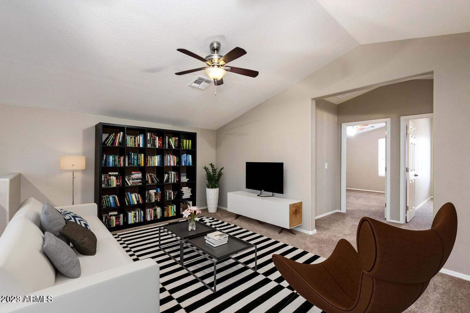 7912 W QUAIL TRACK Drive