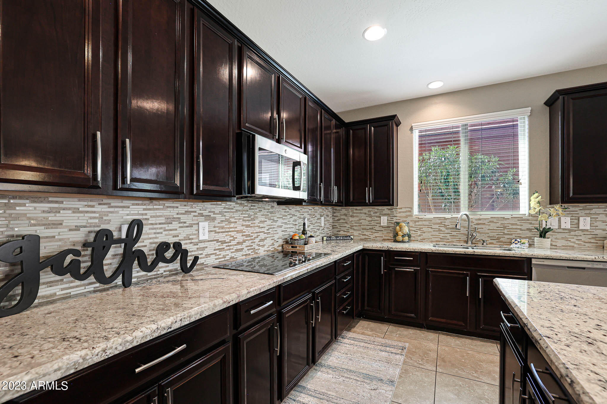 7912 W QUAIL TRACK Drive