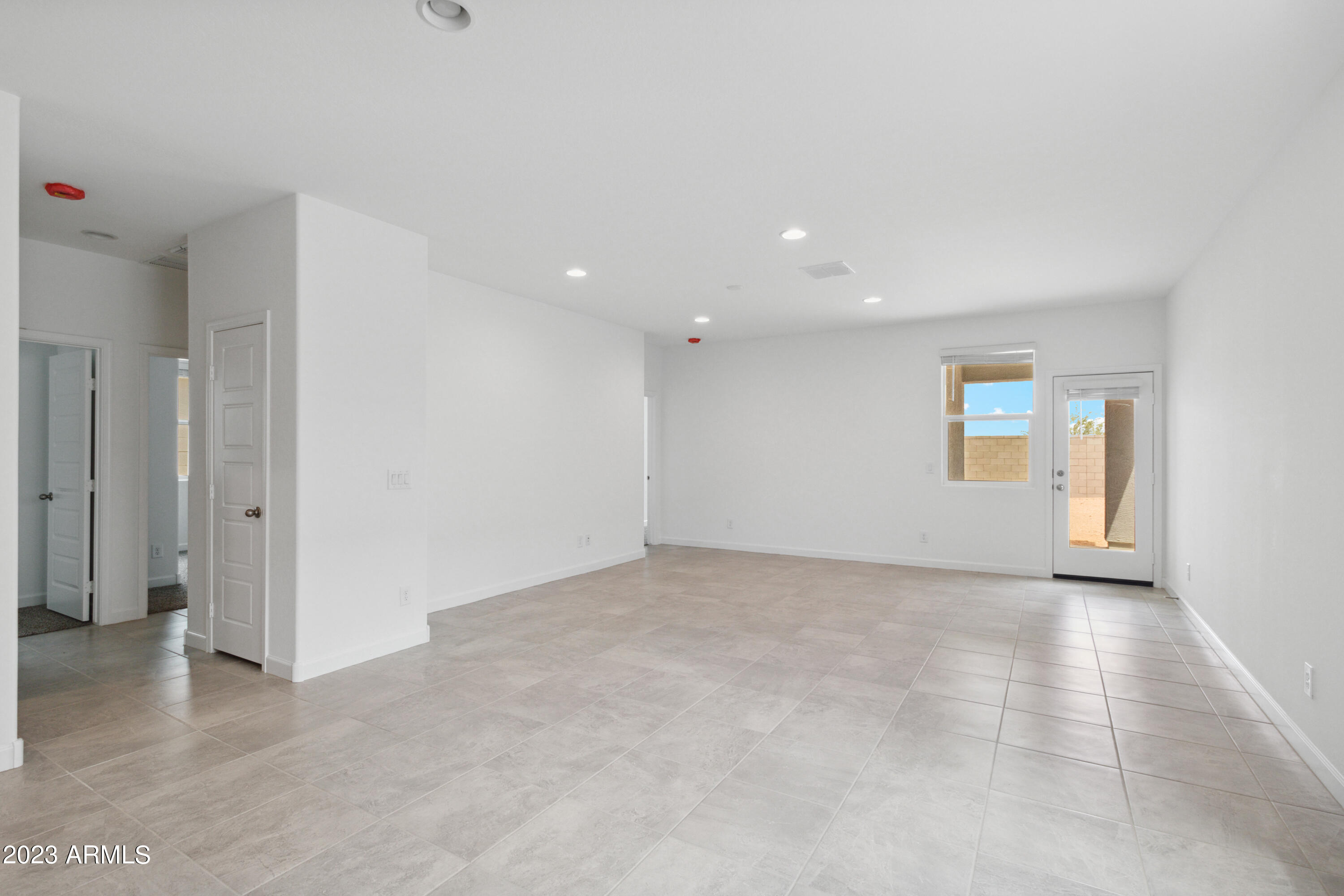 8297 W Clemente Way