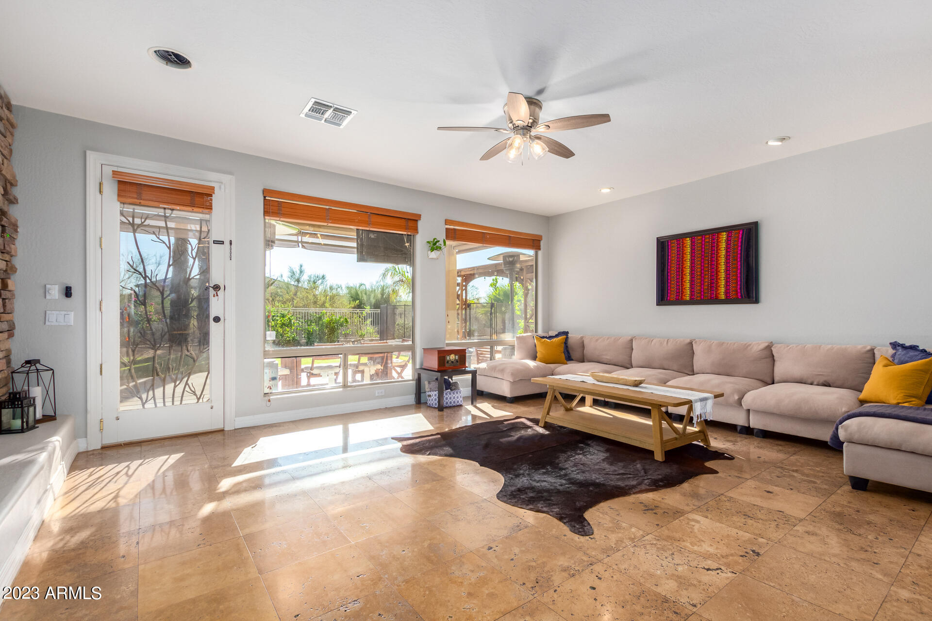 4127 E PULLMAN Road