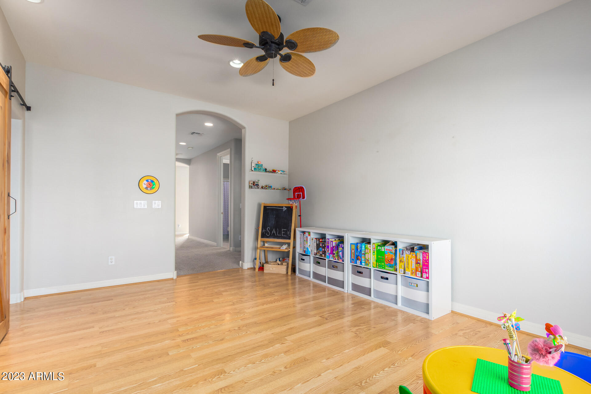 4127 E PULLMAN Road