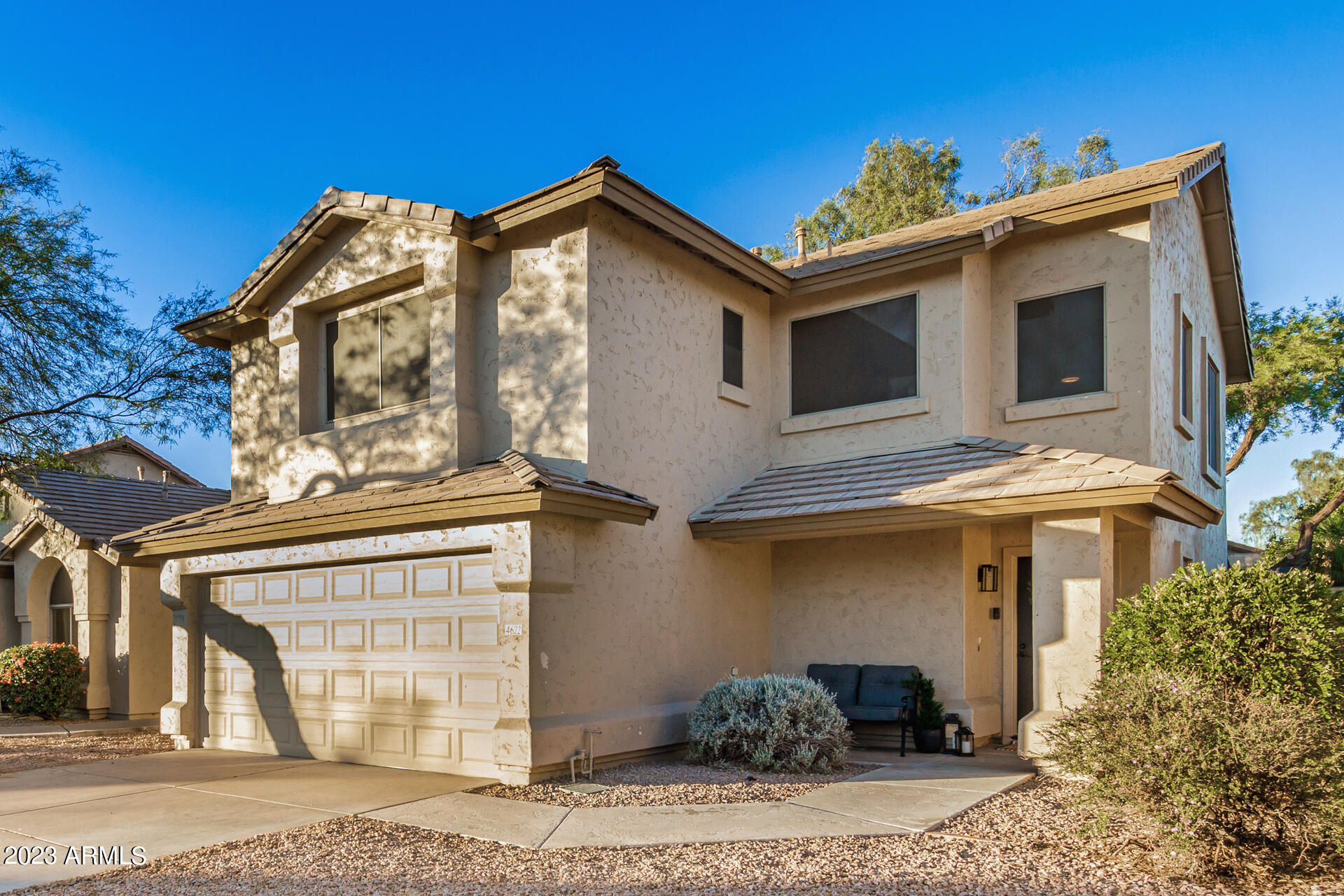 4622 E LONE CACTUS Drive