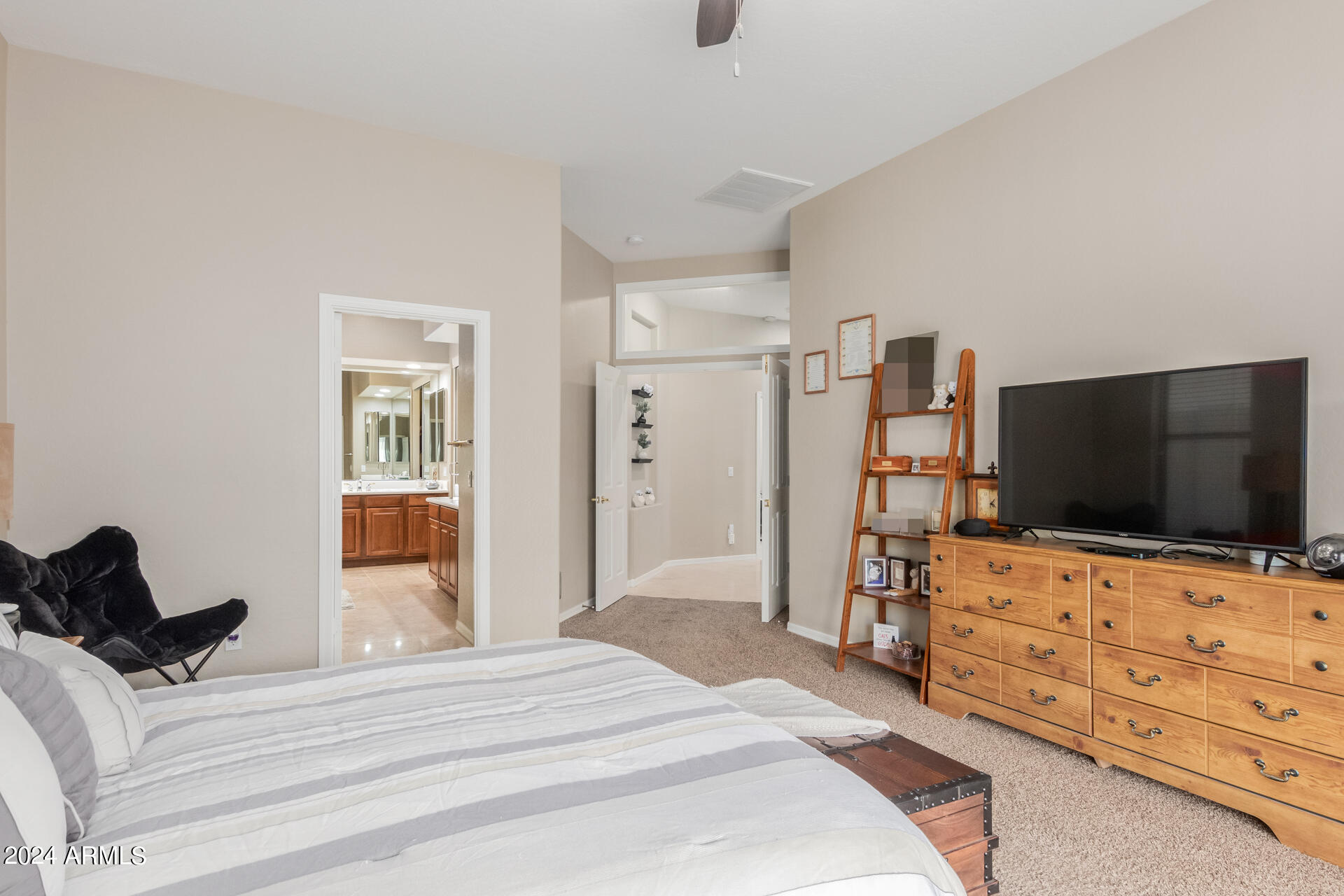 2734 W Adventure Drive