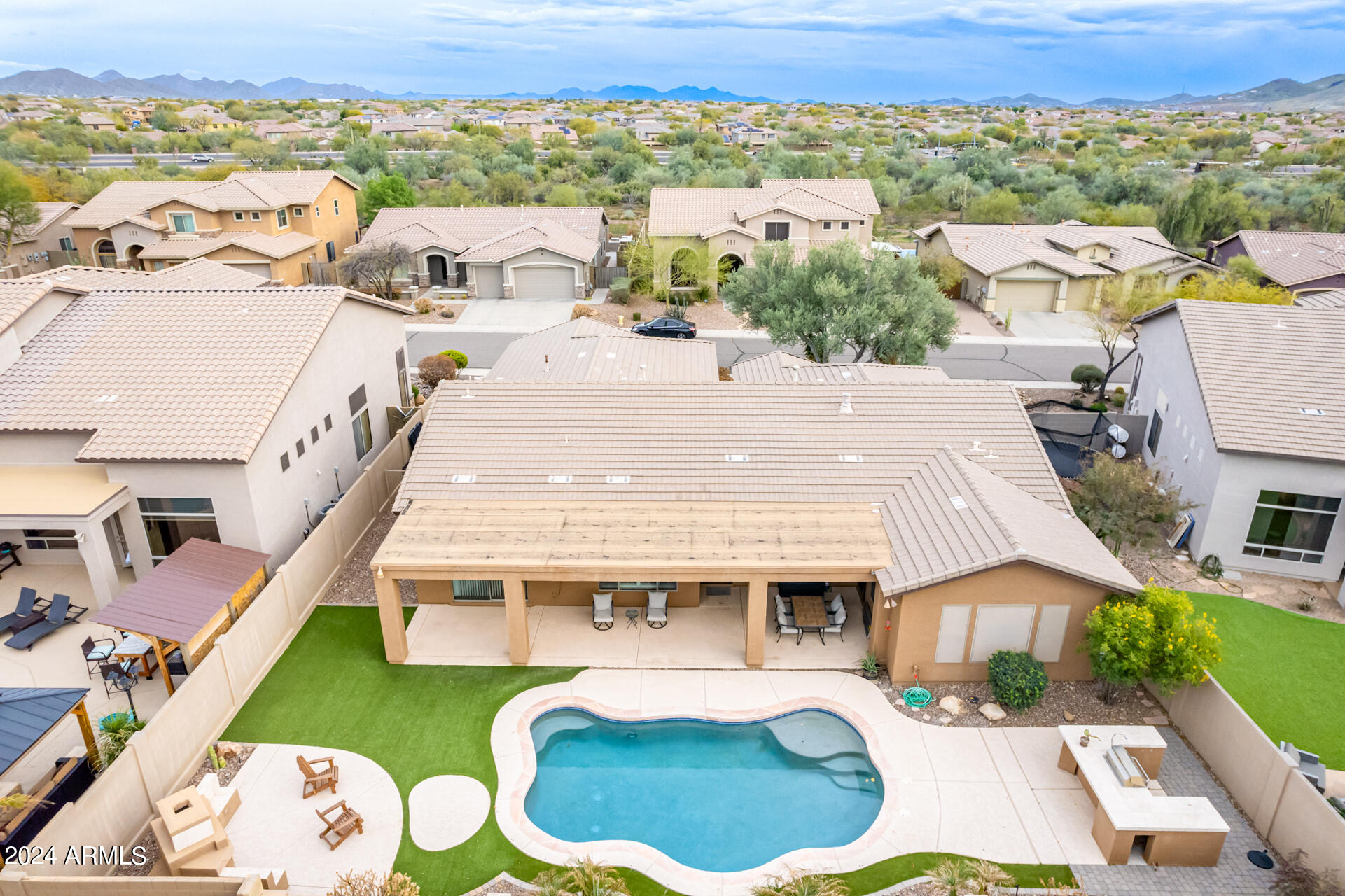 2734 W Adventure Drive