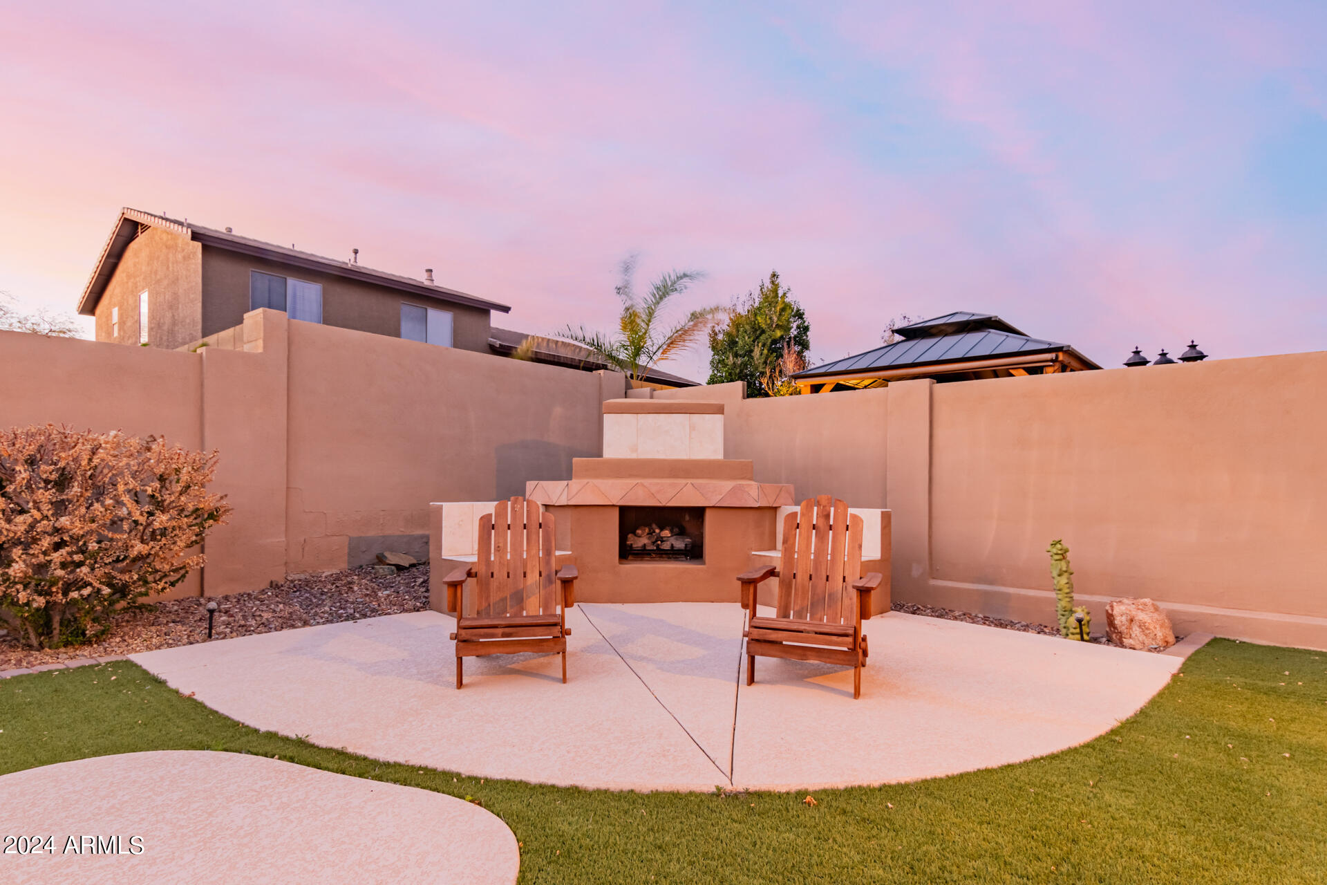 2734 W Adventure Drive