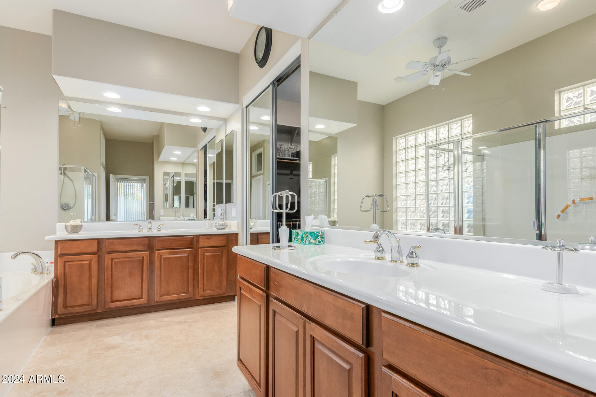 2734 W Adventure Drive