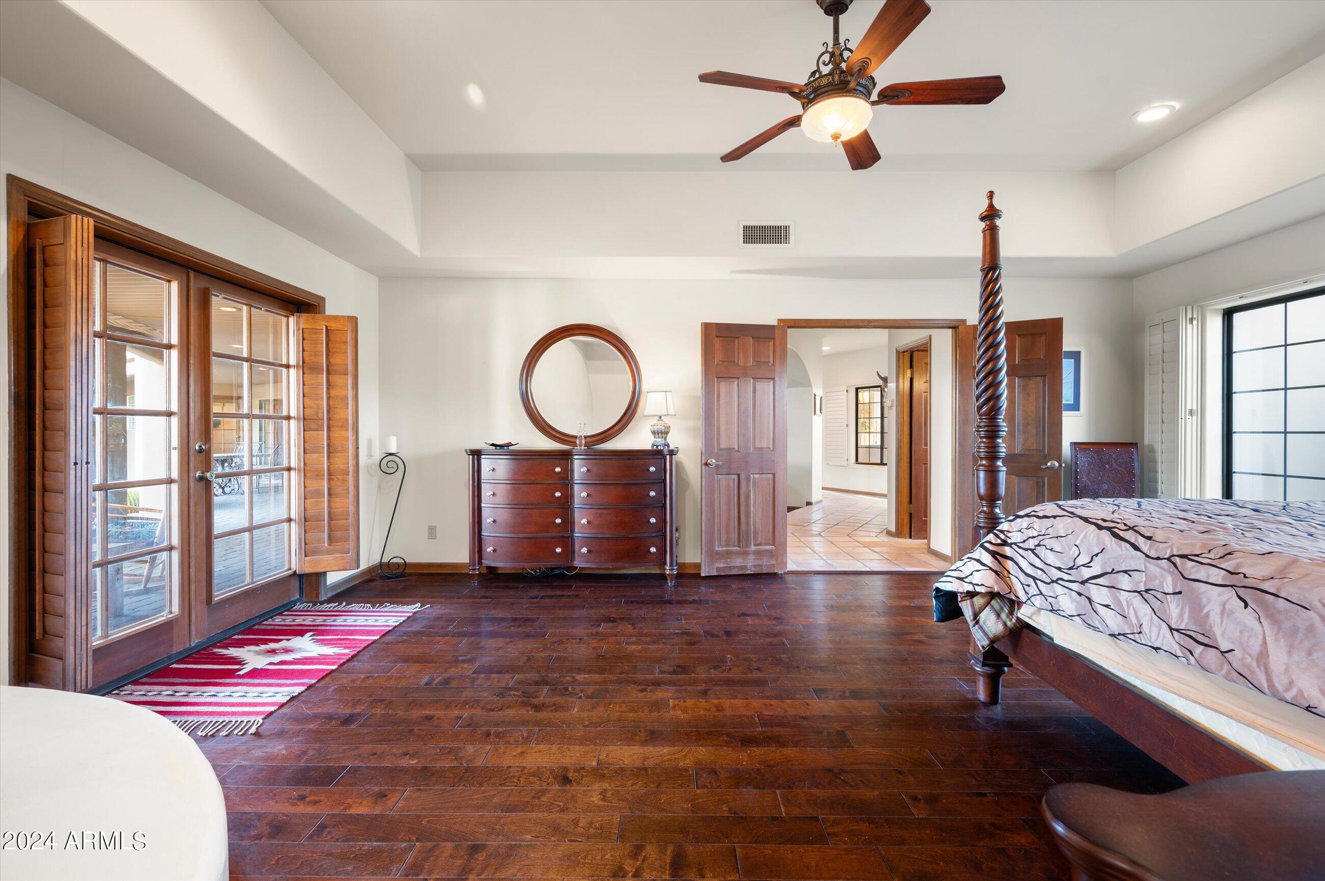 7307 E Mary Sharon Drive