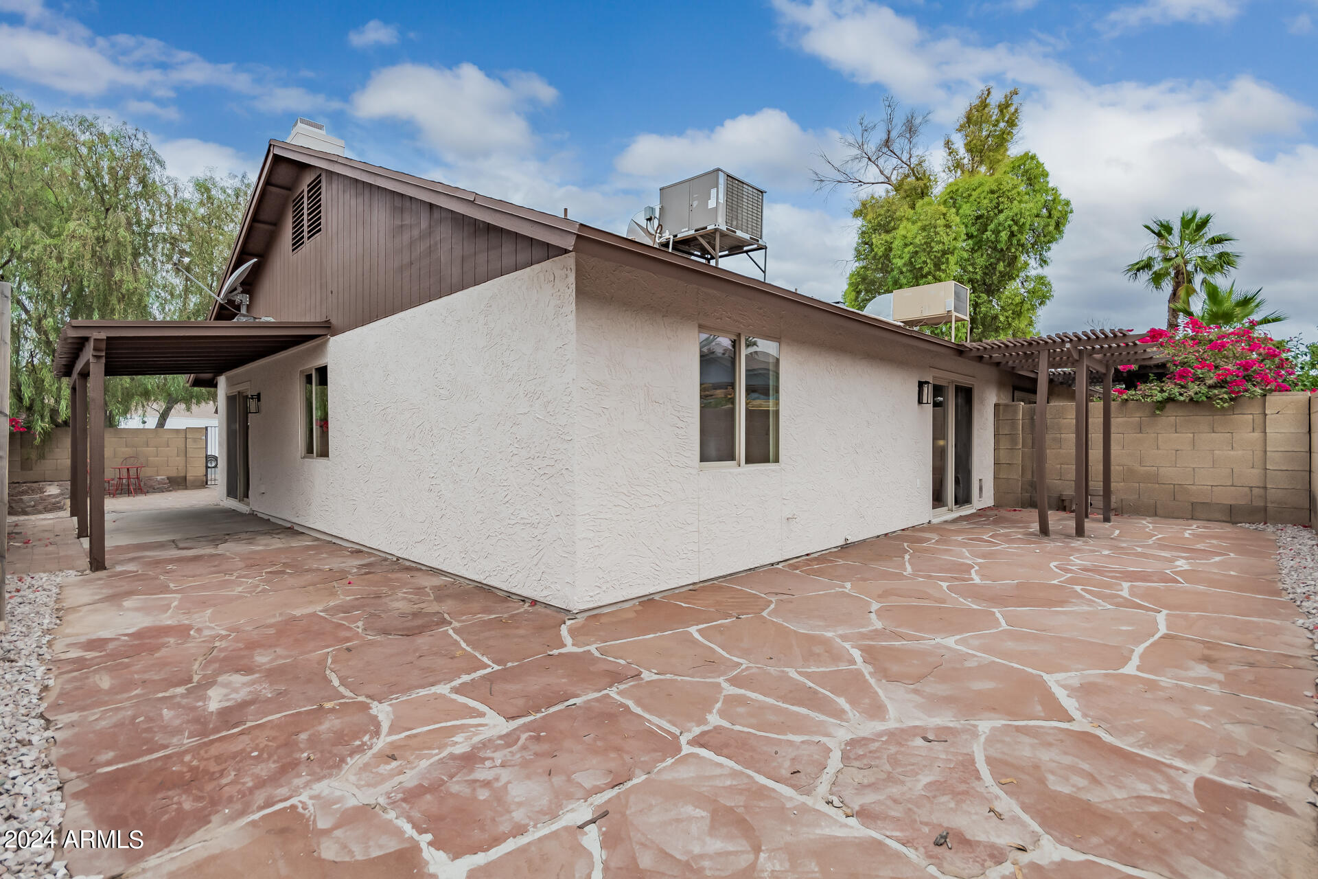 2035 S DON LUIS --