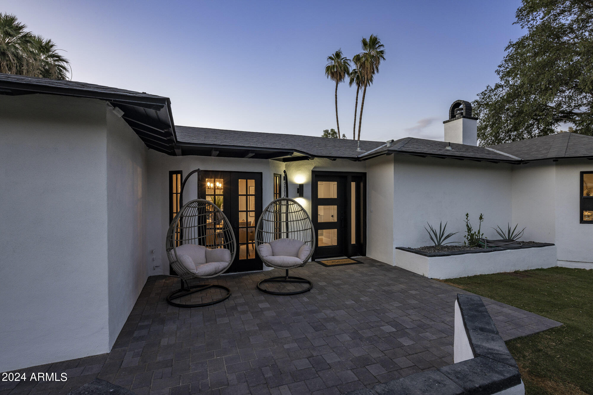 808 W BUTLER Drive