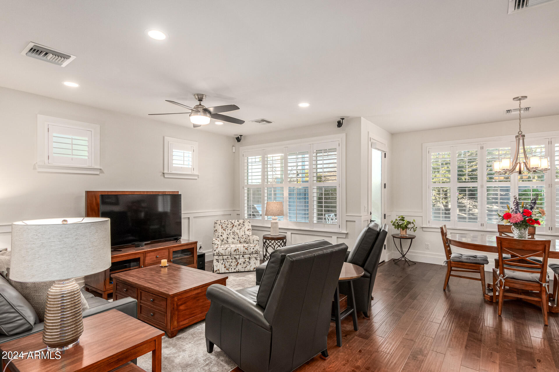 1112 W Flower Street