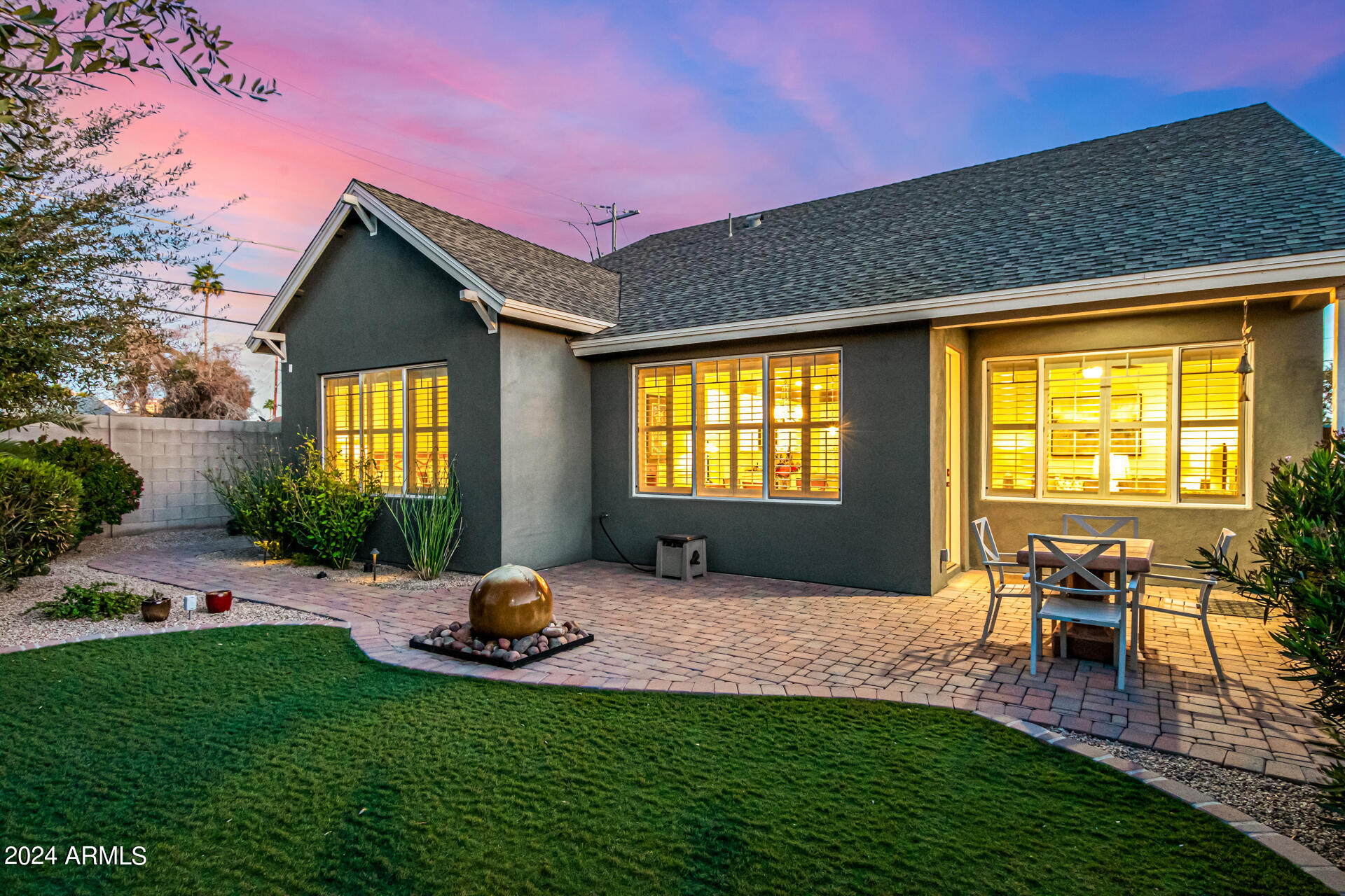 1112 W Flower Street