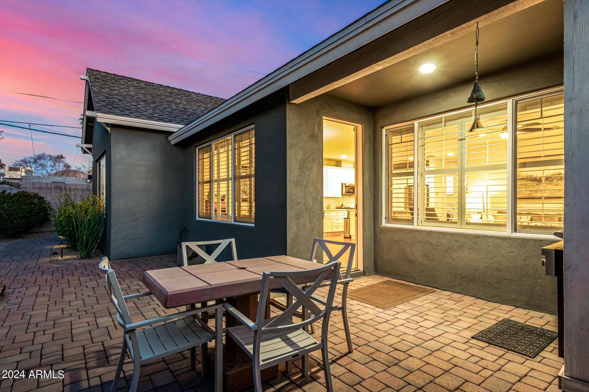 1112 W Flower Street