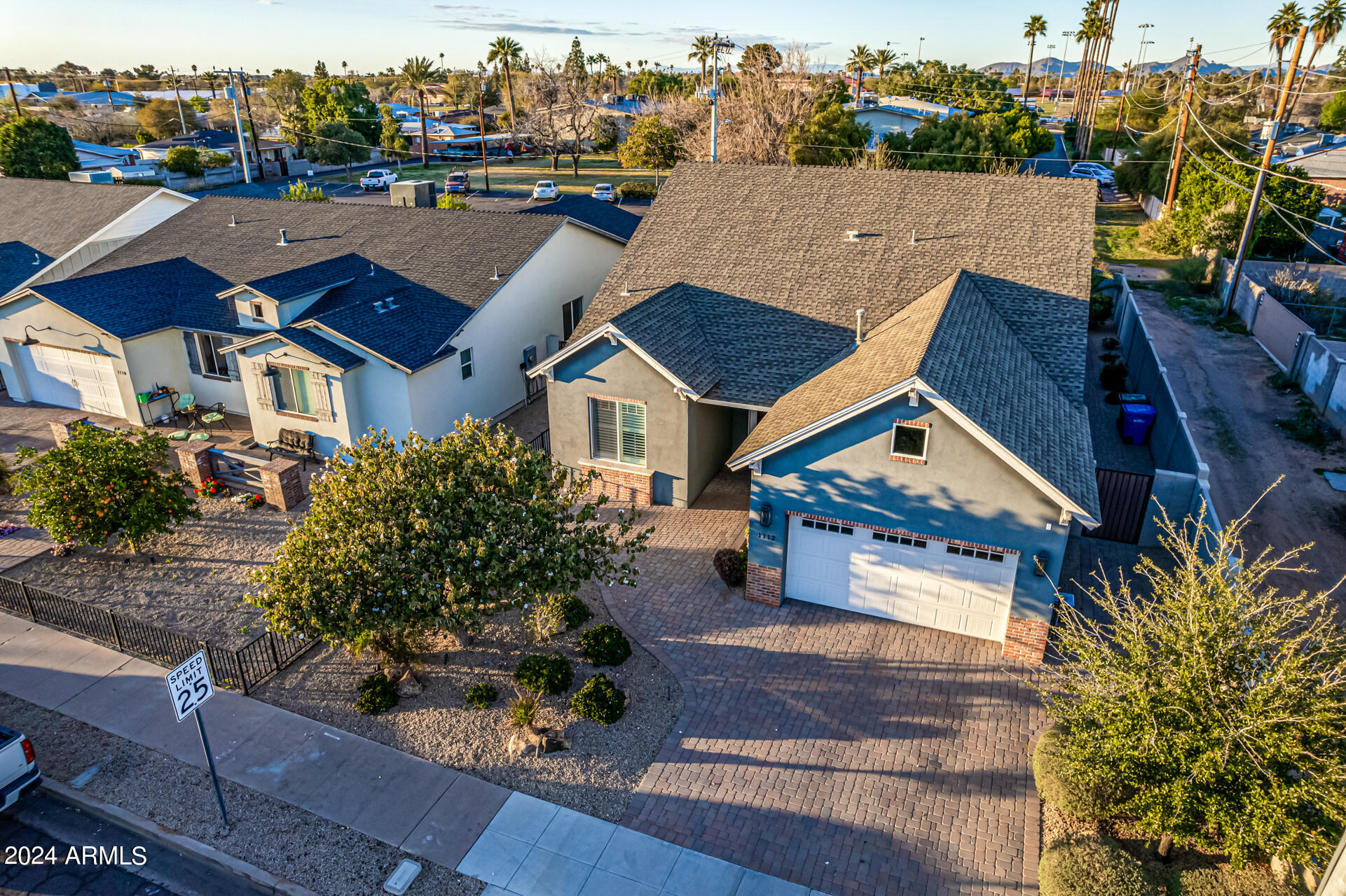1112 W Flower Street