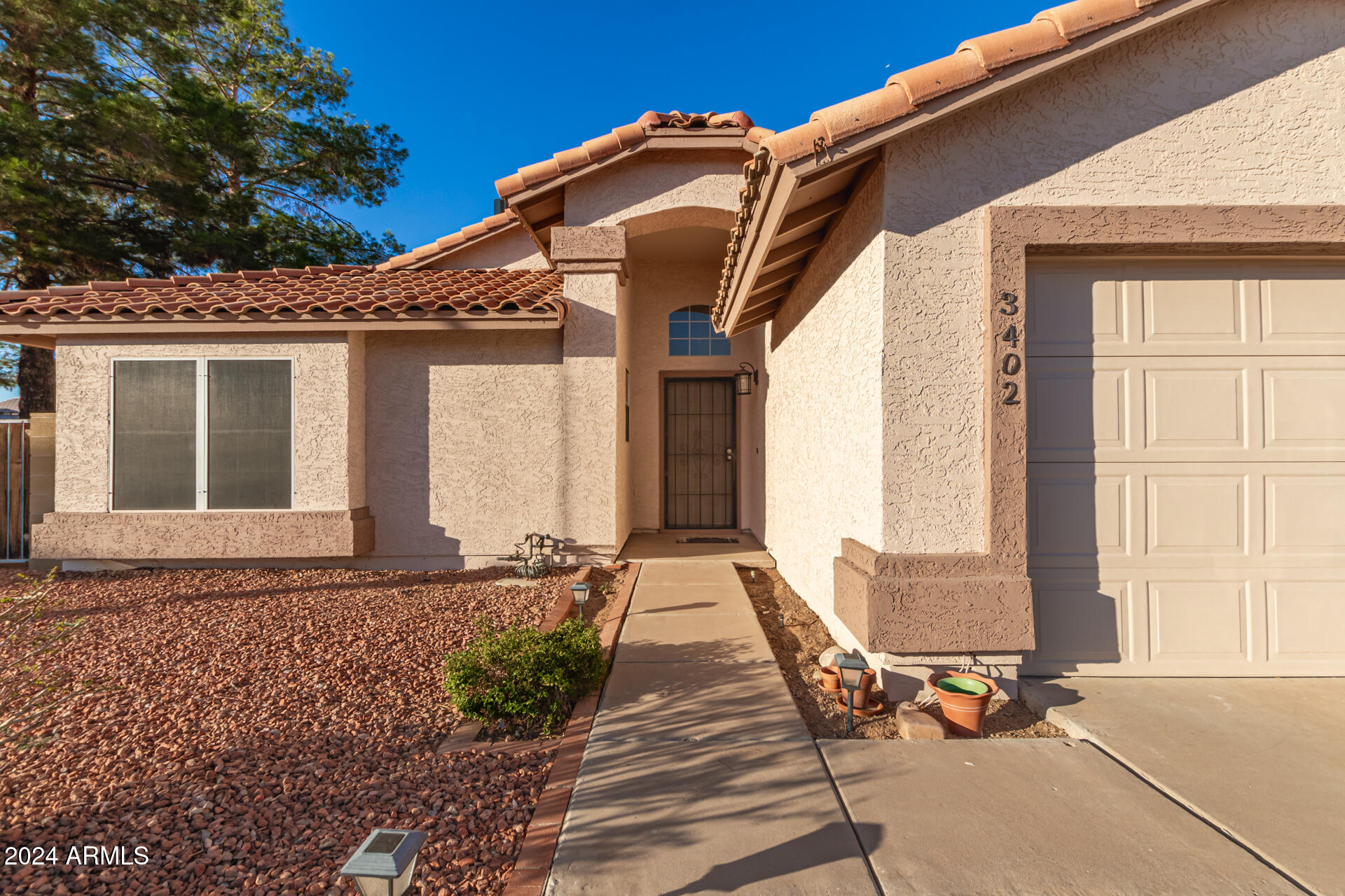 3402 E Sequoia Drive