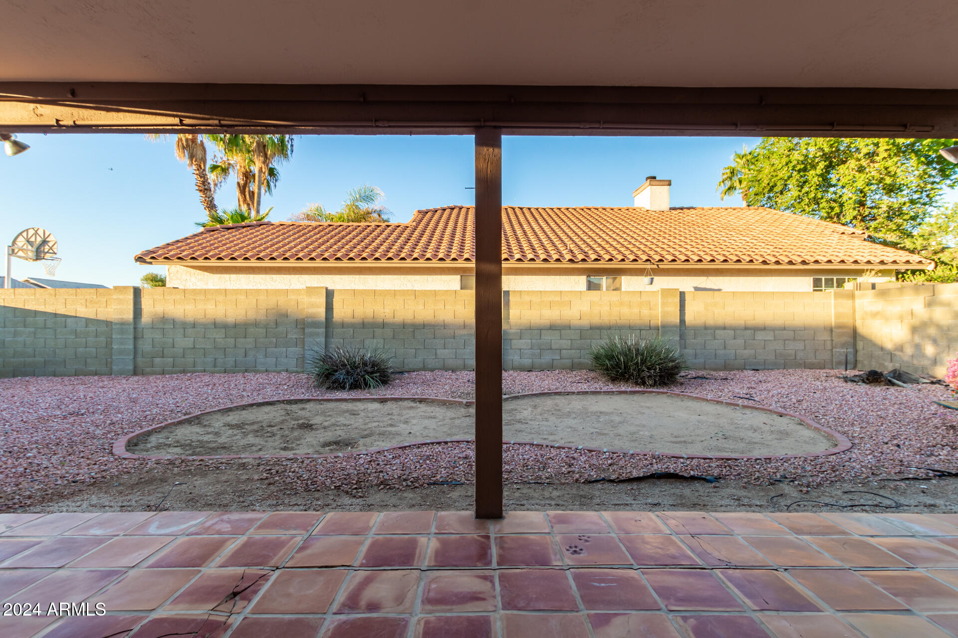 3402 E Sequoia Drive