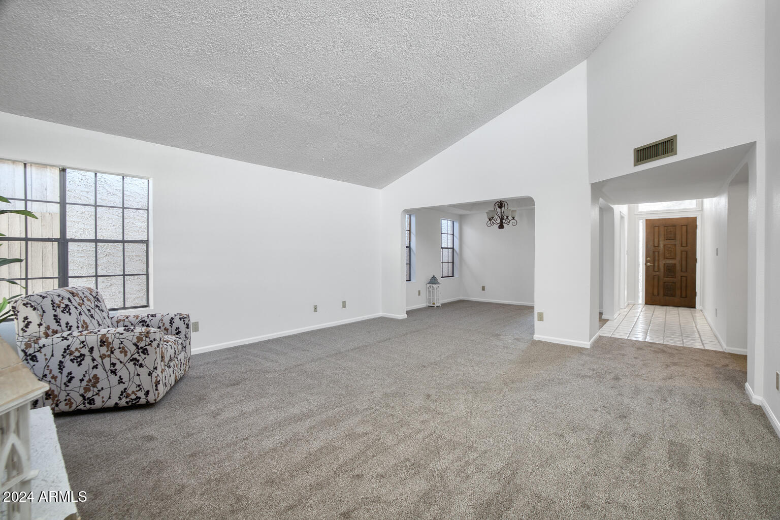 2116 W NOPAL Avenue