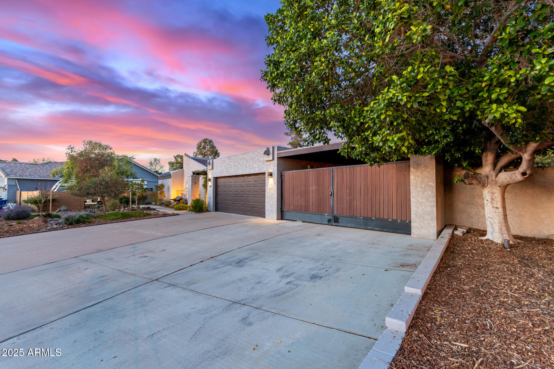 6338 E CAMELOT Drive