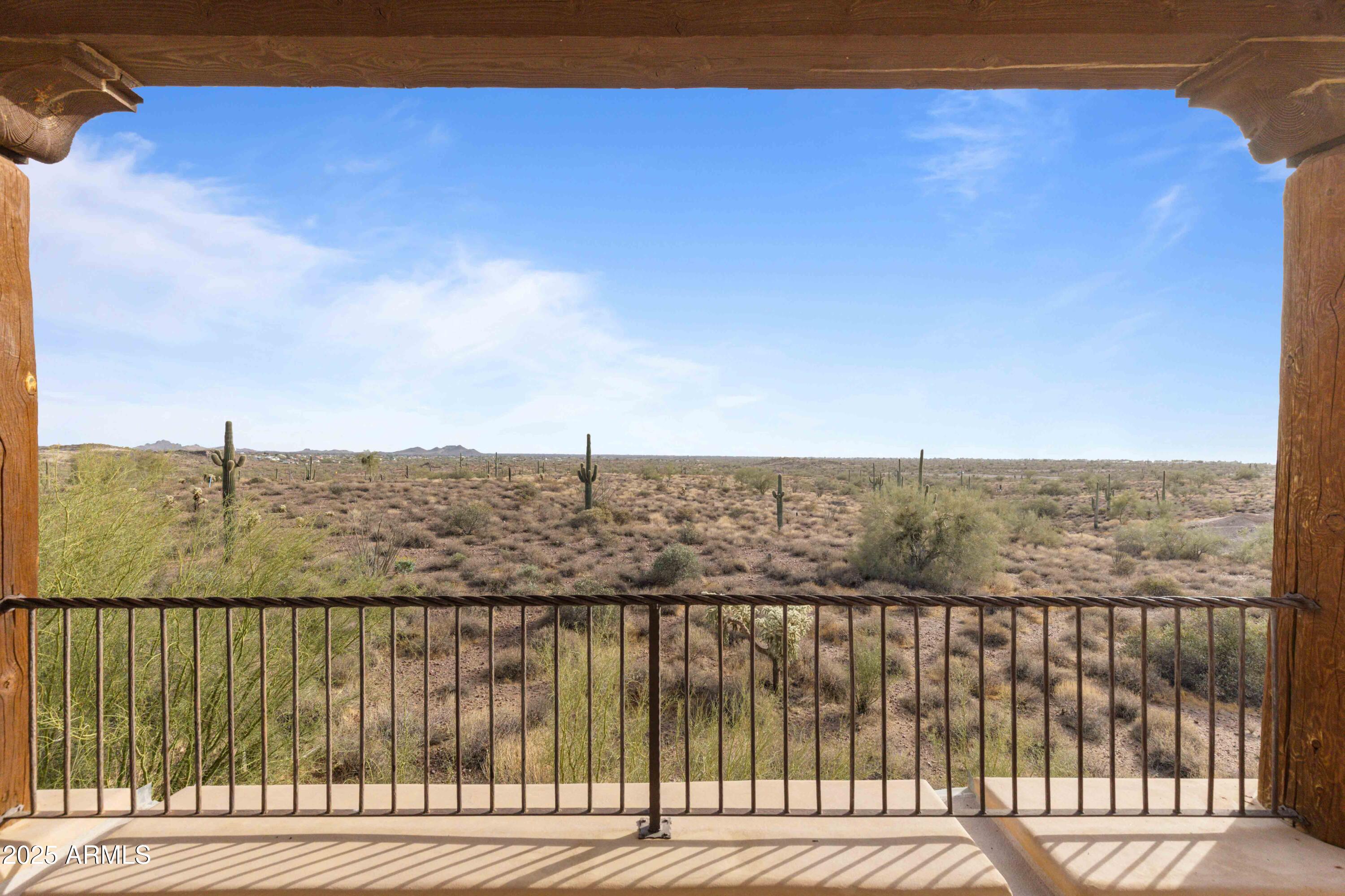 3307 N MOUNTAIN VIEW Road