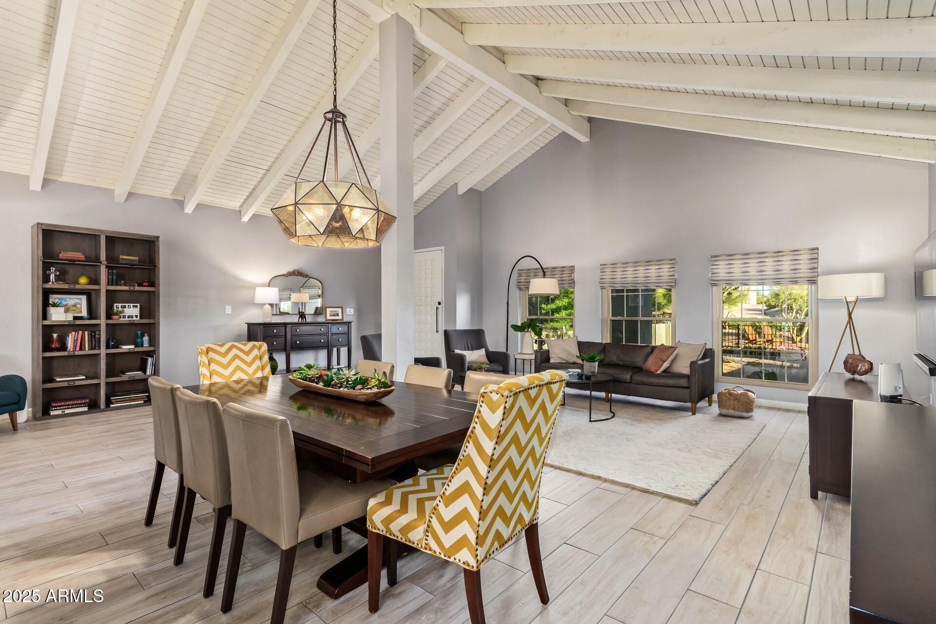 9432 E Quail Trail