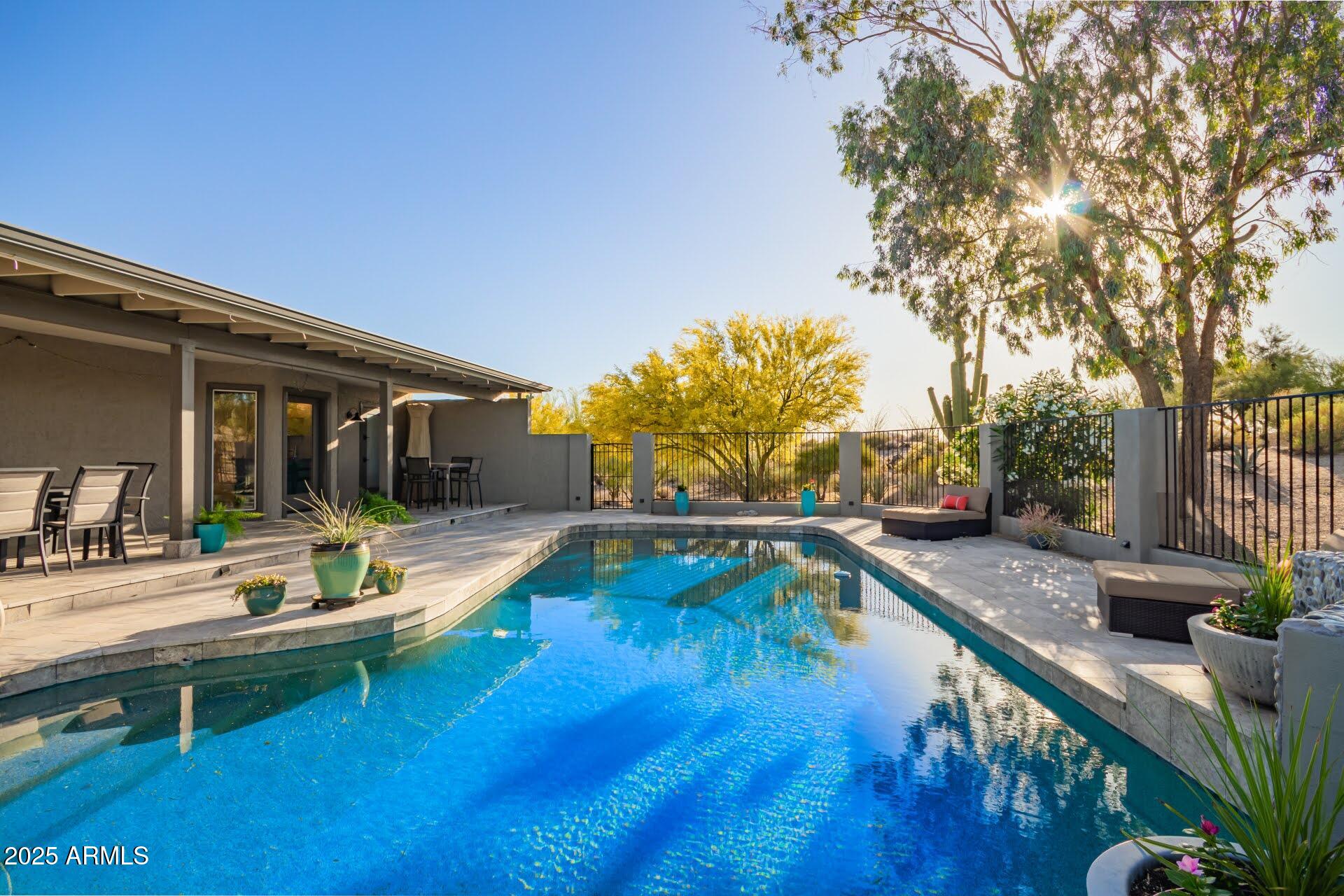 9432 E Quail Trail