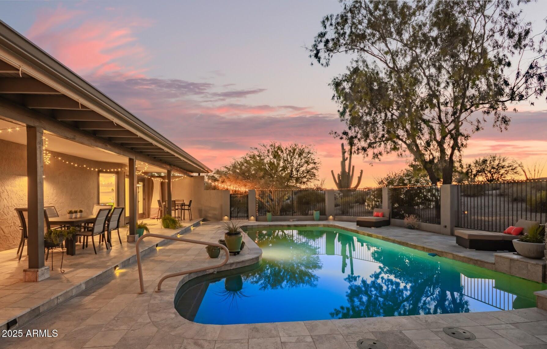9432 E Quail Trail