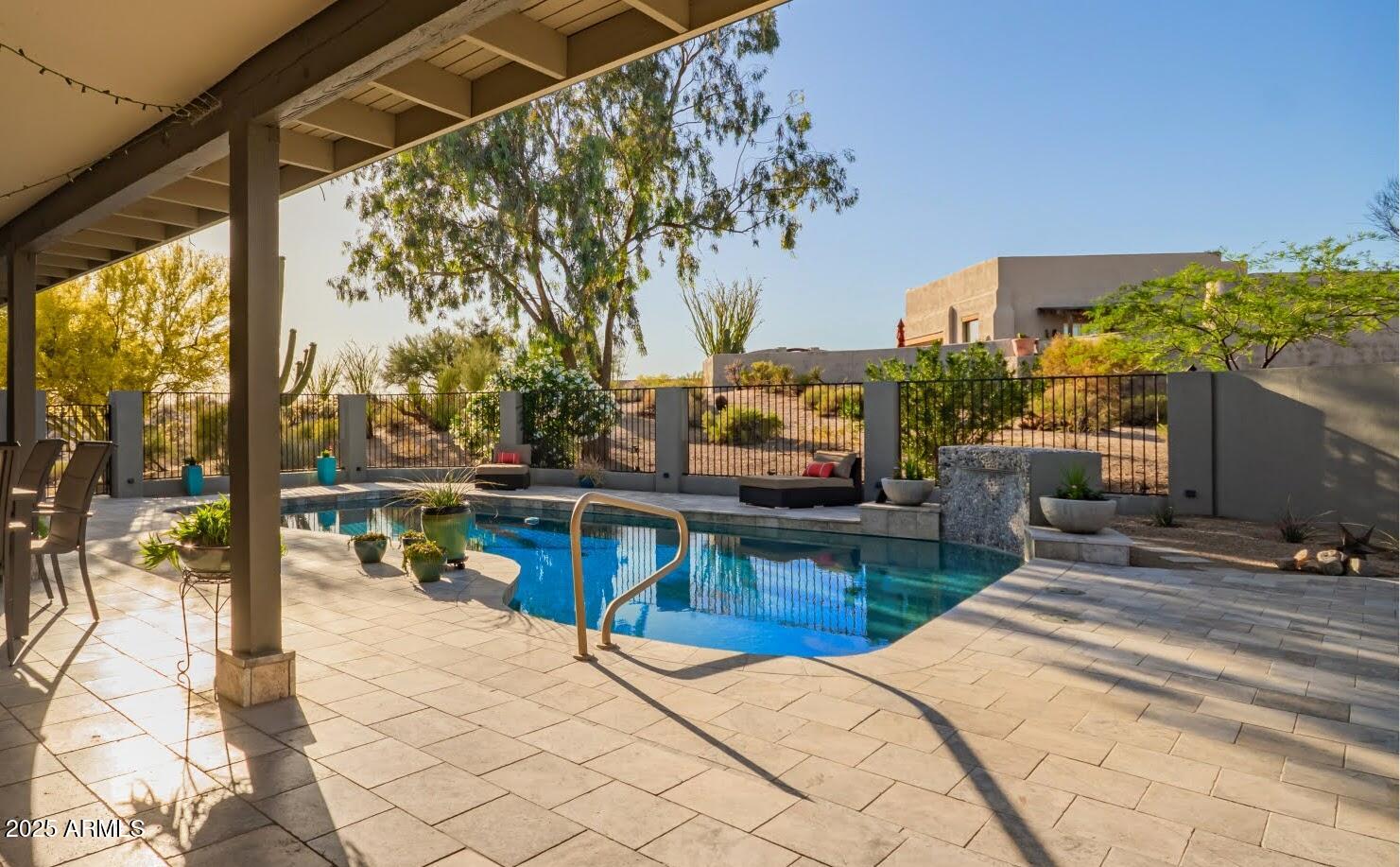 9432 E Quail Trail