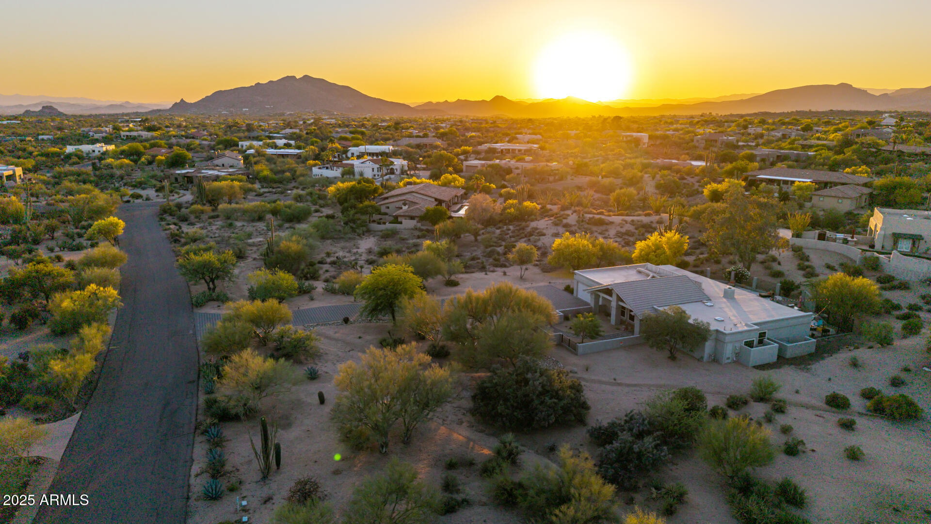 9432 E Quail Trail