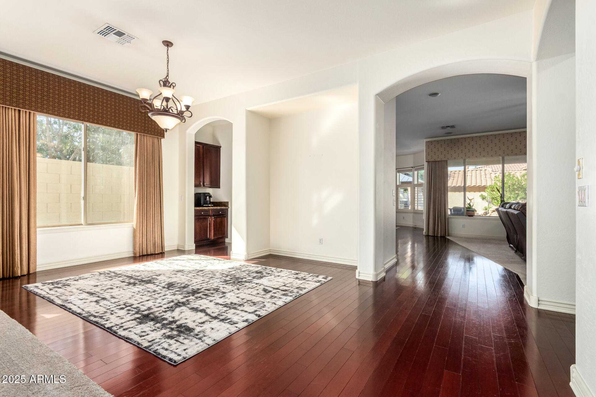 4352 E SANTA FE Court