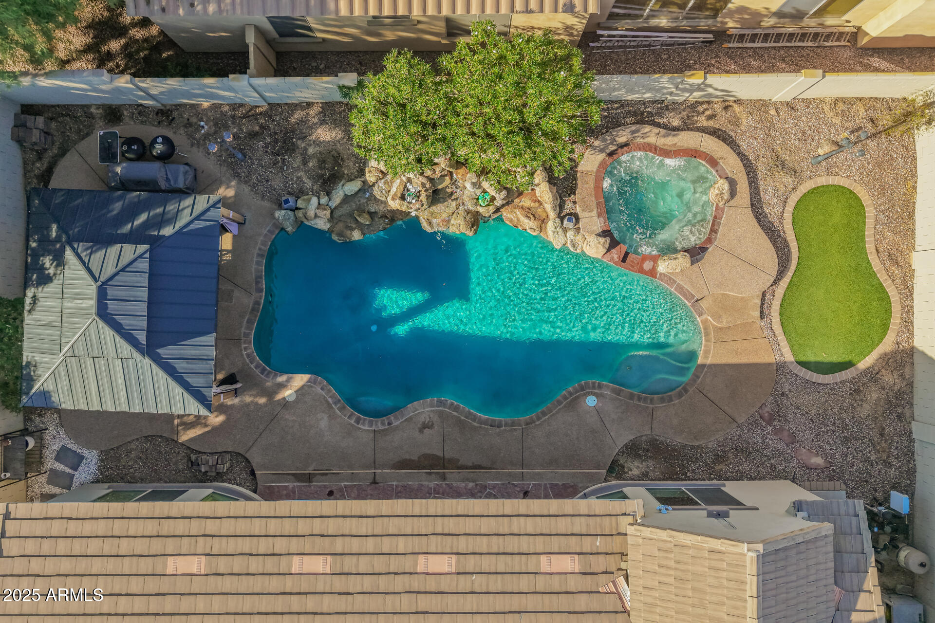 4352 E SANTA FE Court