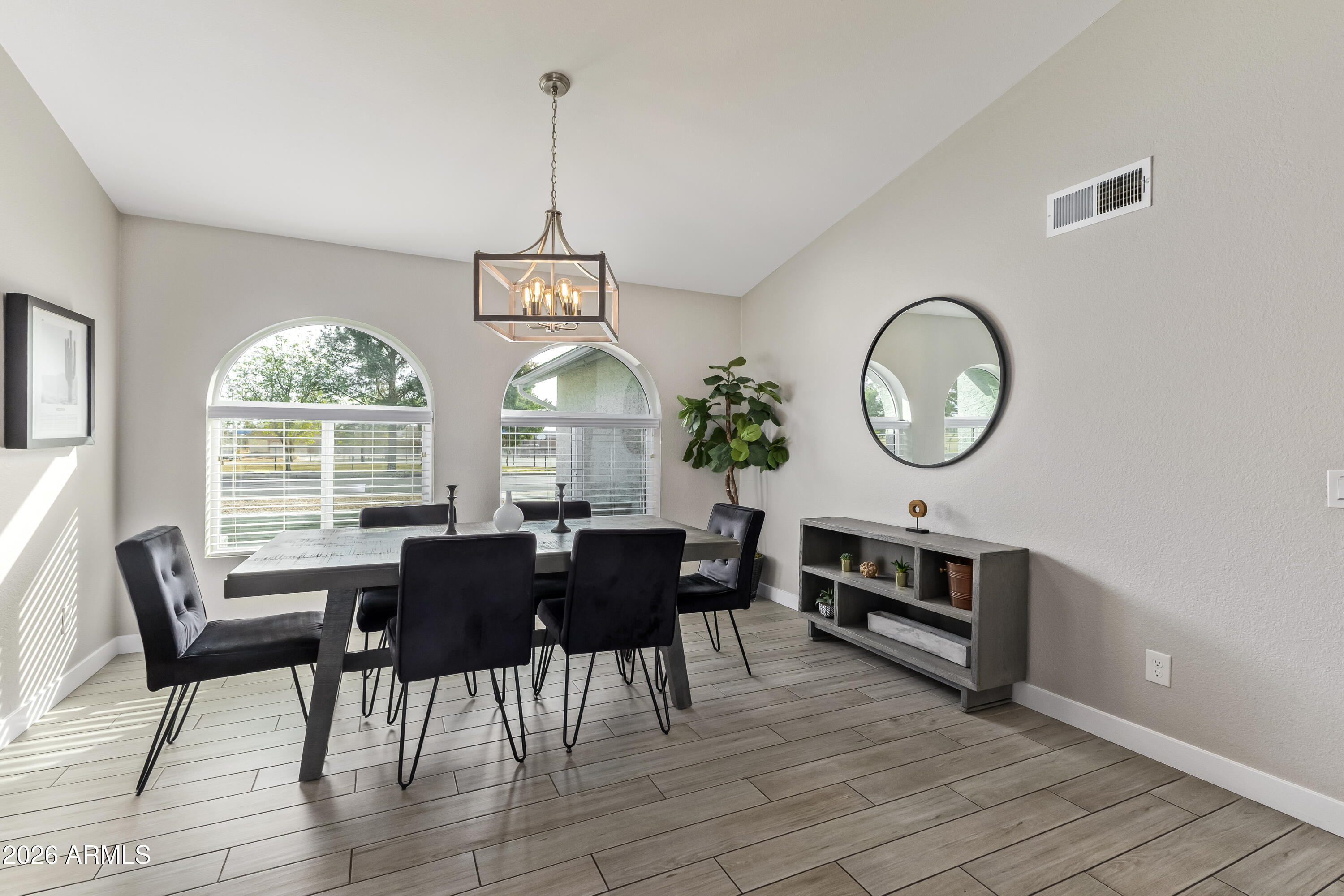 6022 E HILLERY Drive