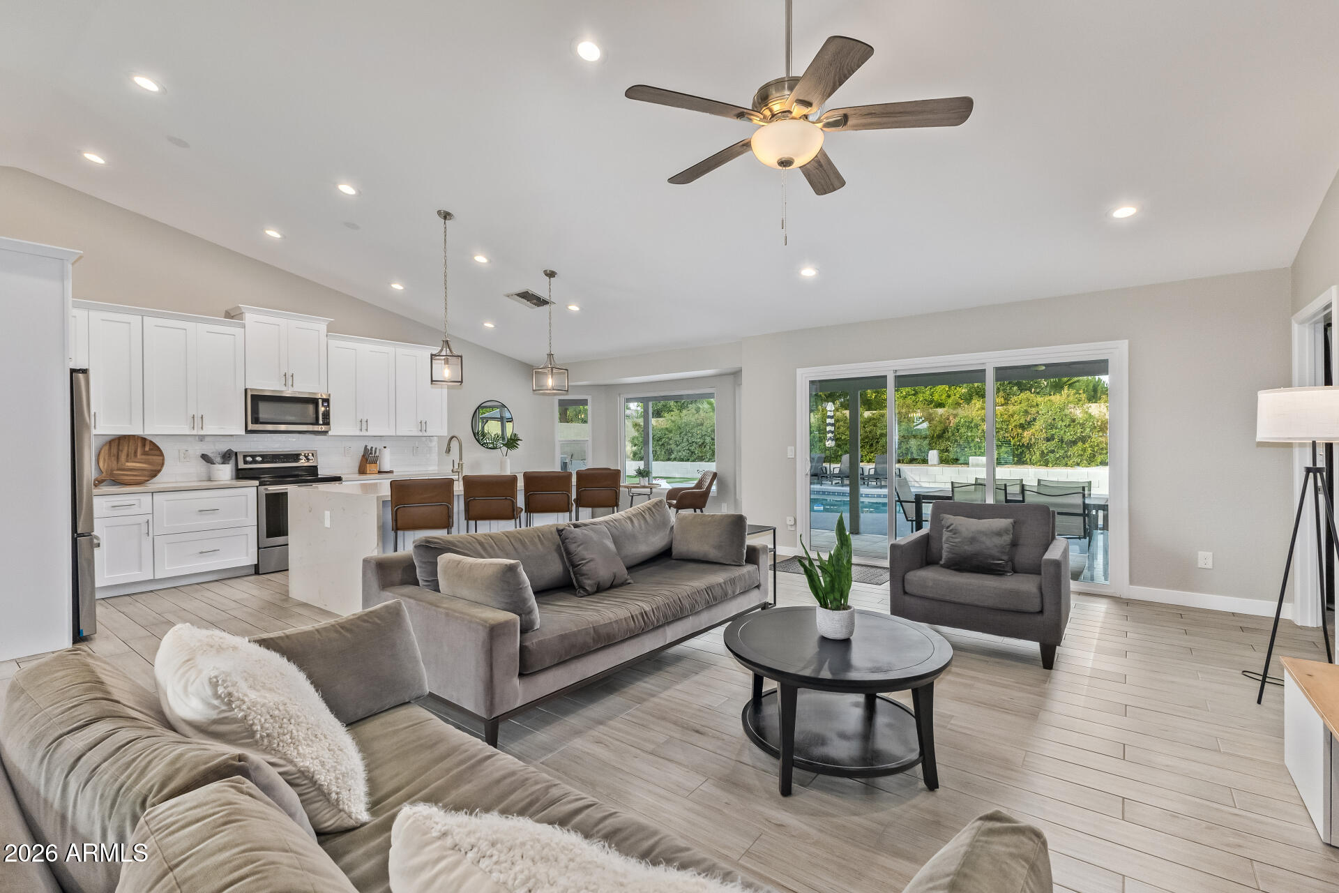 6022 E HILLERY Drive