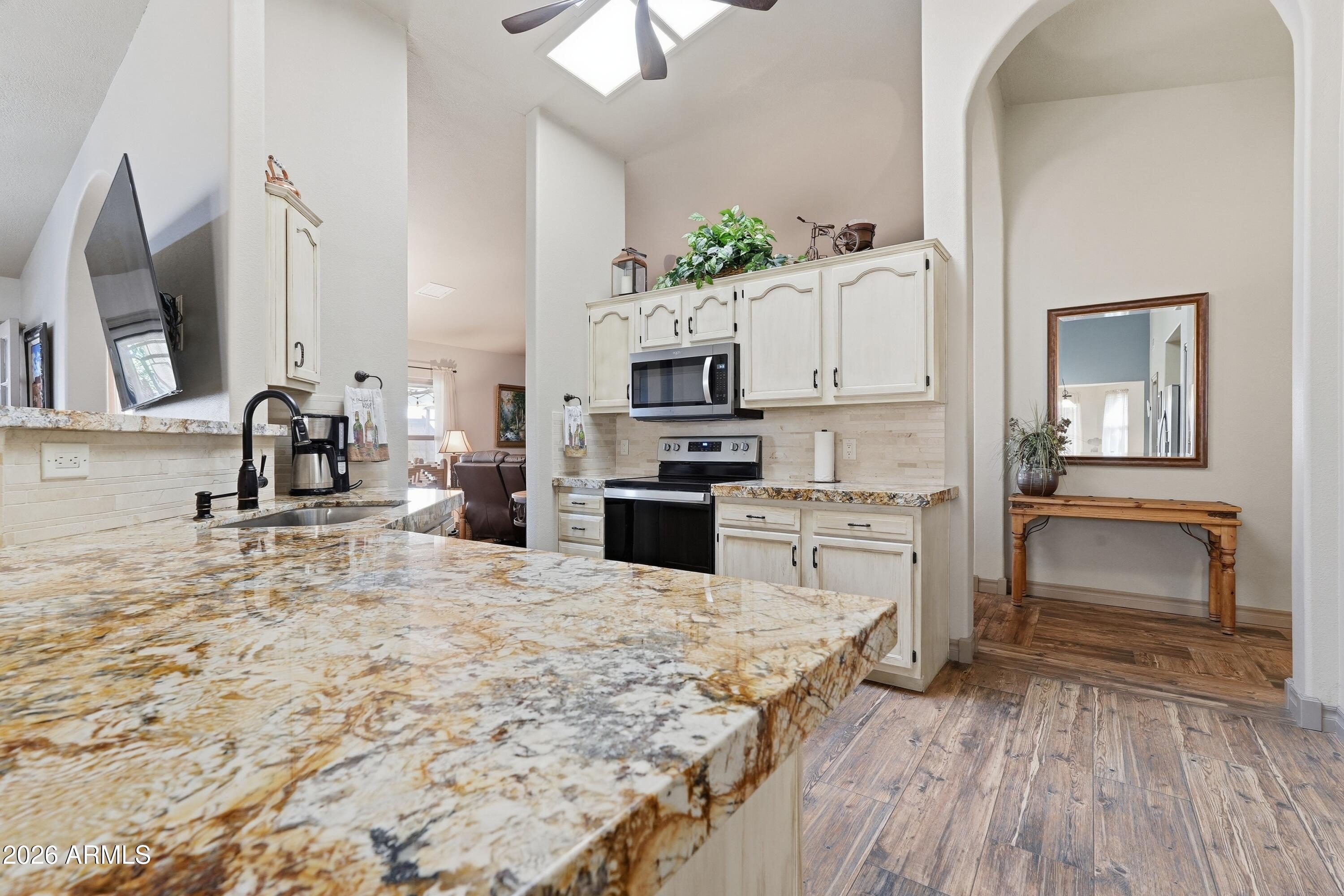 546 S 26TH Street