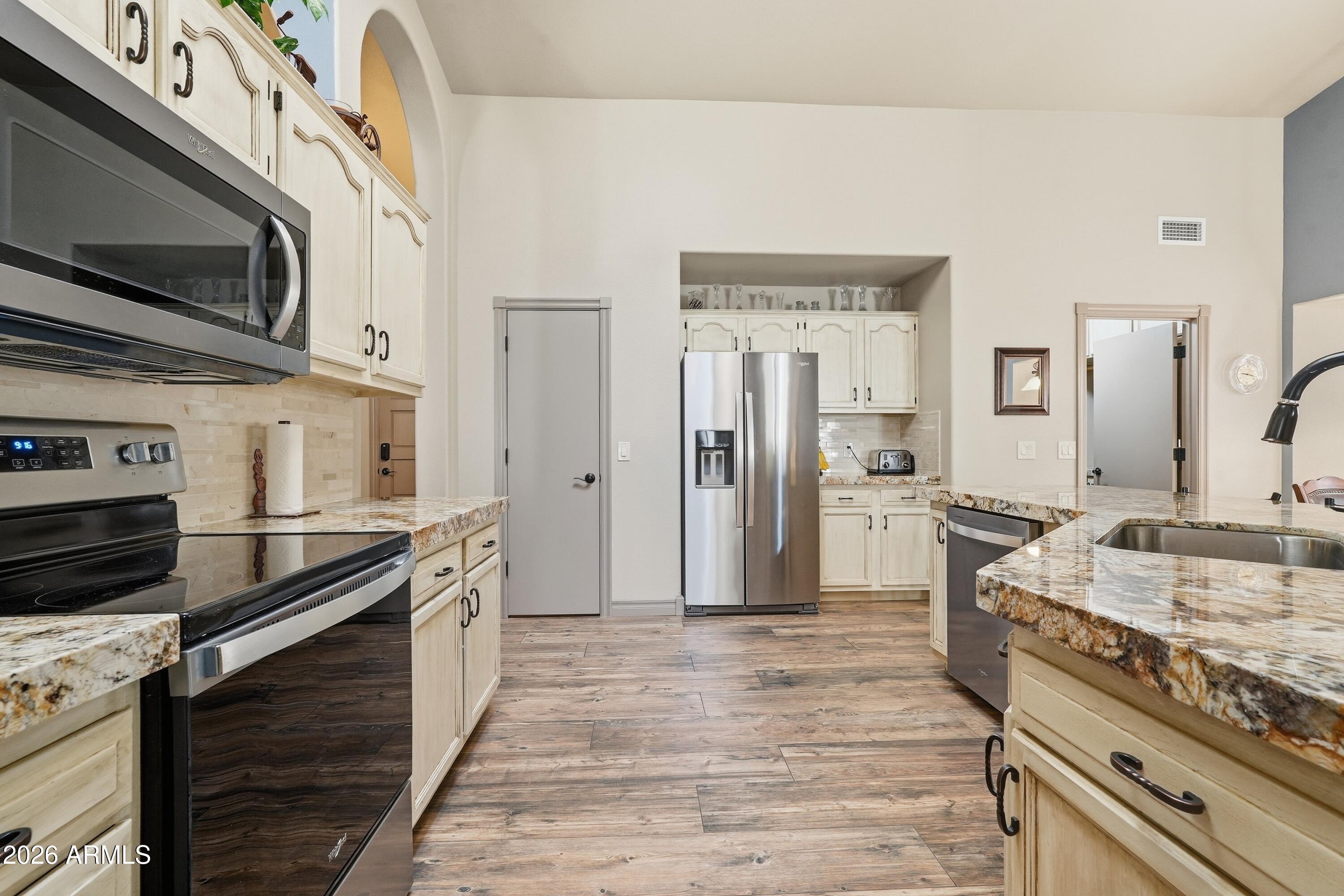 546 S 26TH Street