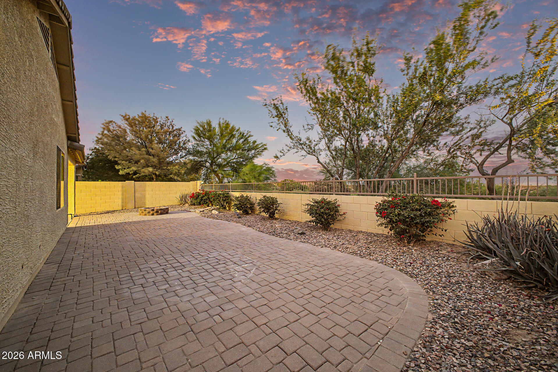 2183 N Daisy Court
