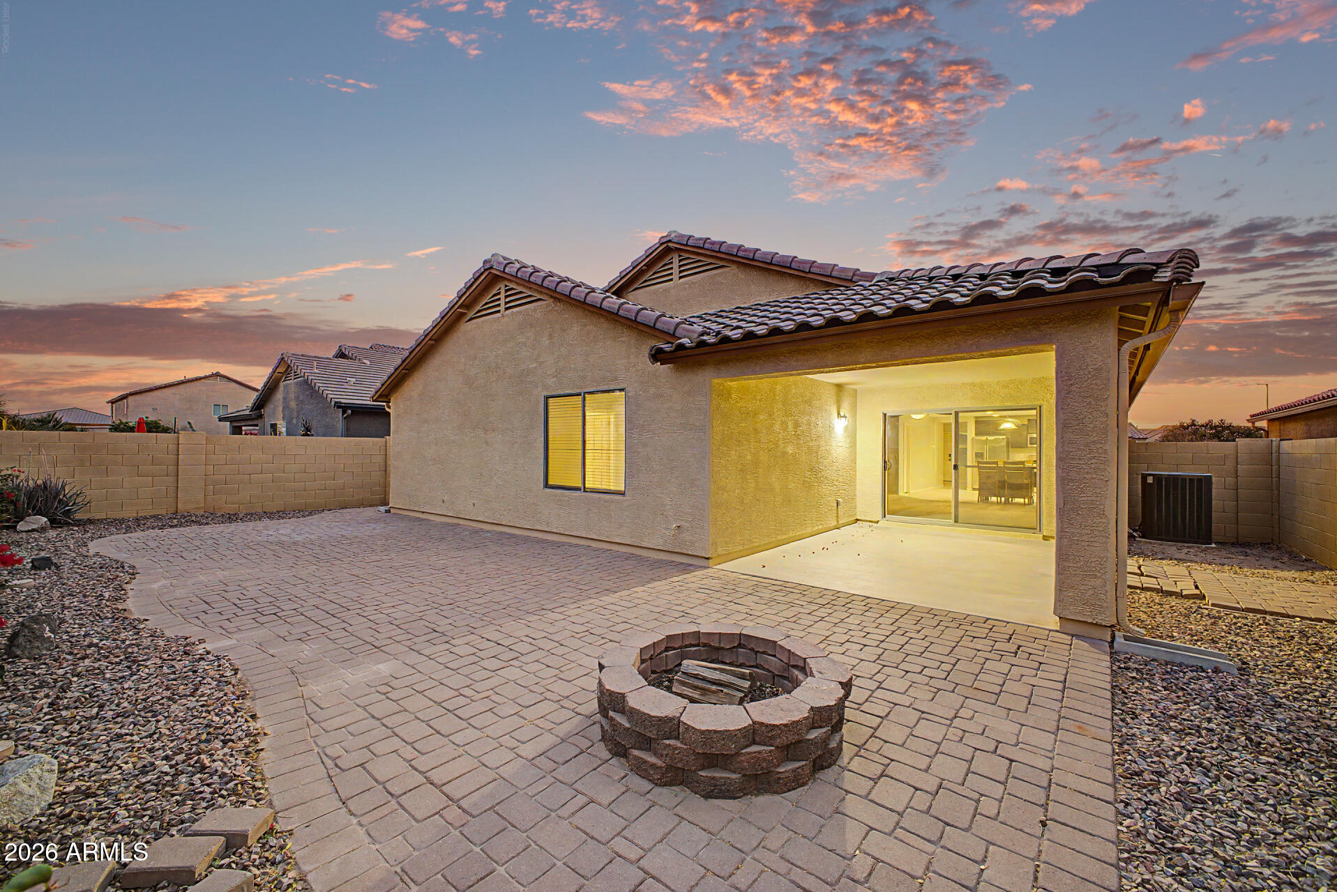 2183 N Daisy Court