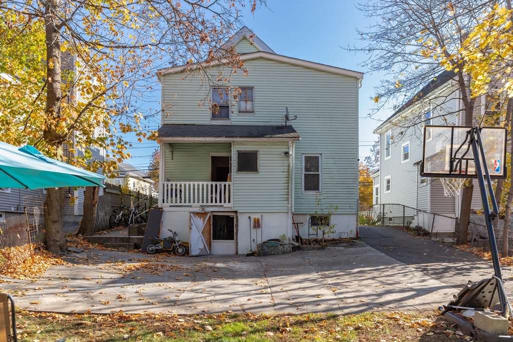 107 Arlington St