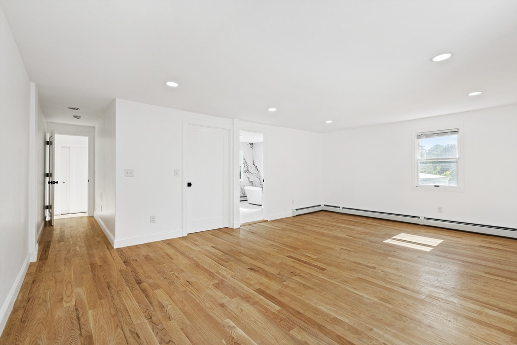078 Tiffany Street