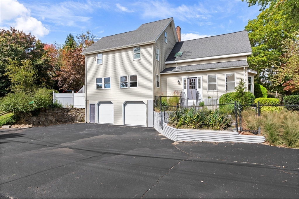 078 Tiffany Street