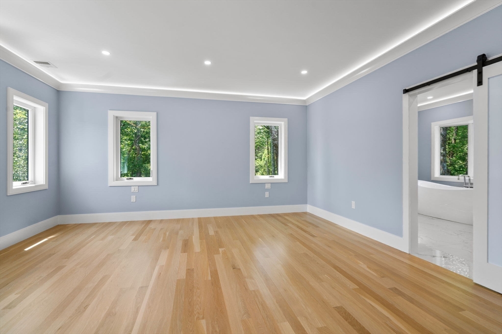 105 Lincoln St