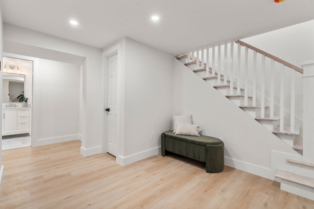 15 Avalon Rd
