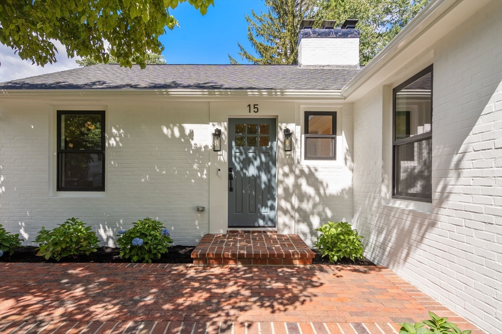 15 Avalon Rd