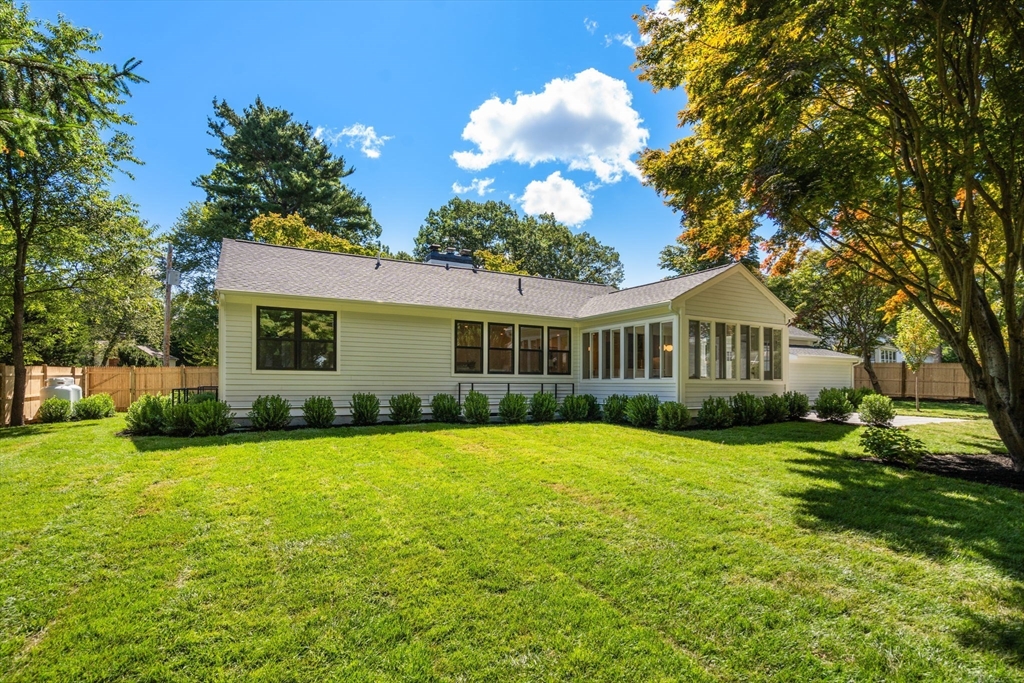15 Avalon Rd