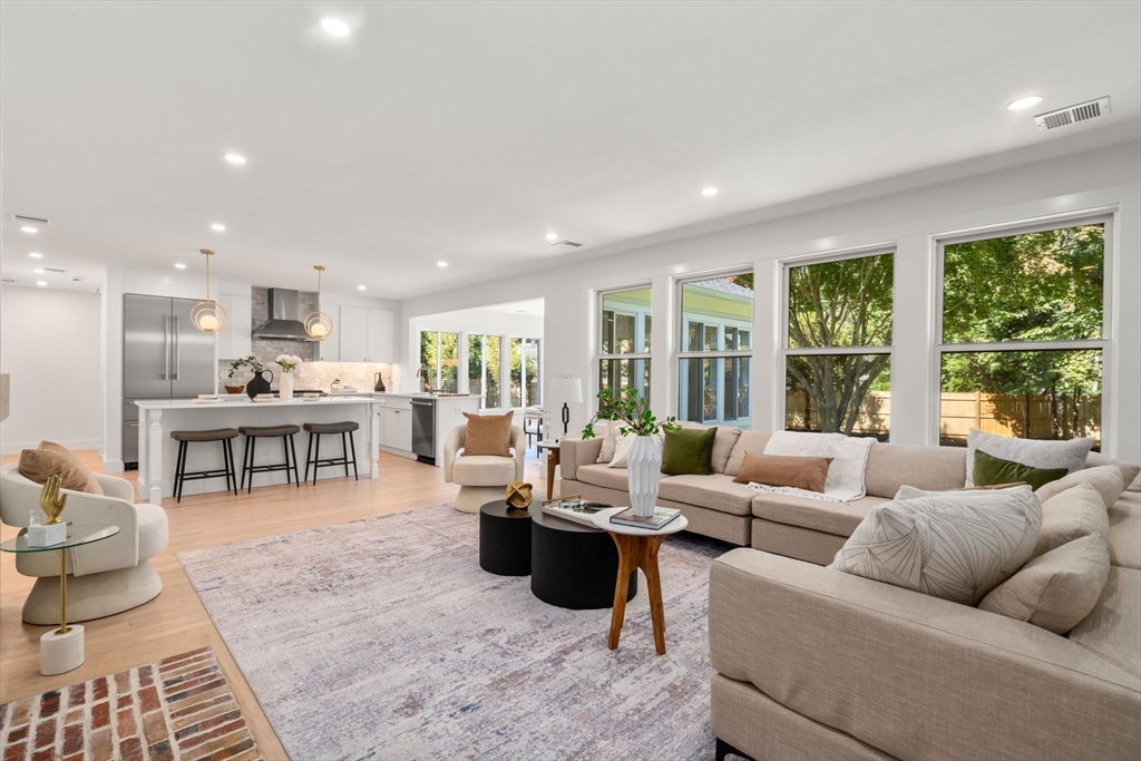 15 Avalon Rd