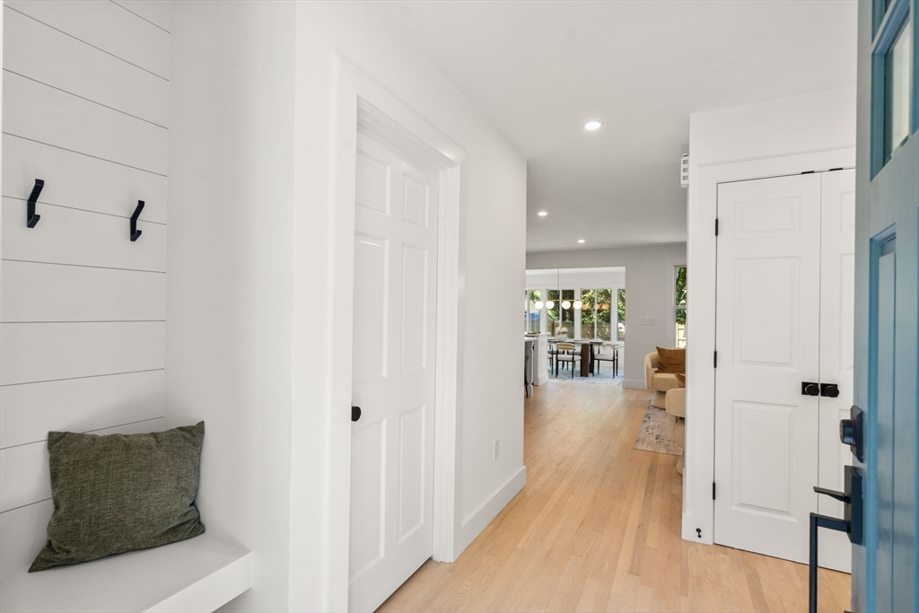 15 Avalon Rd