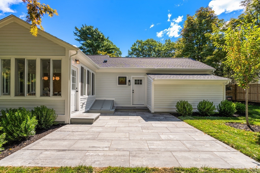 15 Avalon Rd