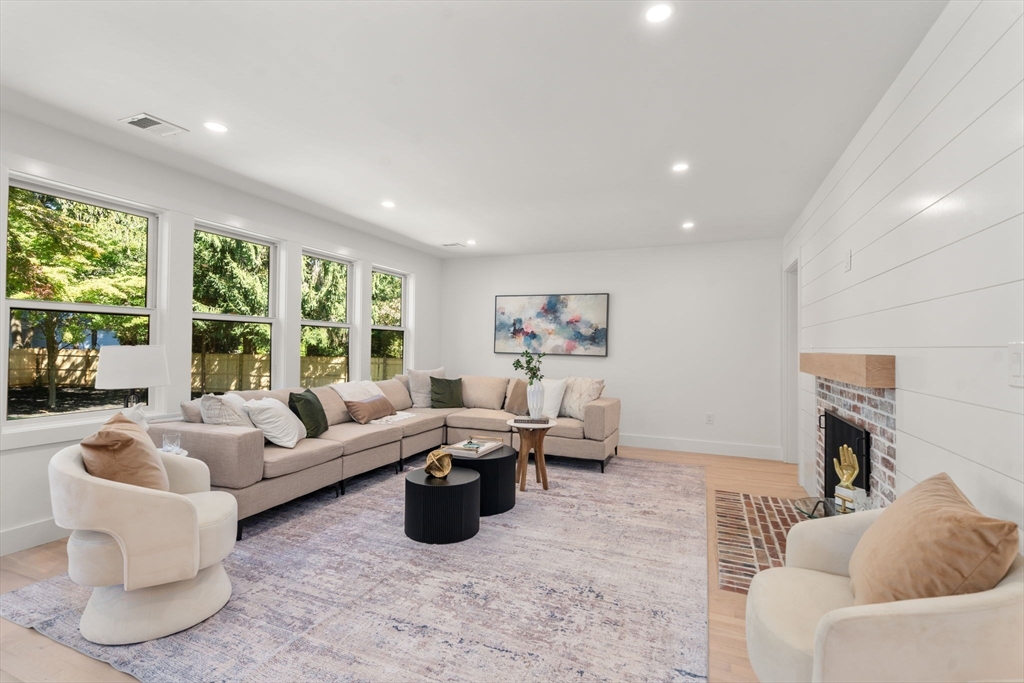 15 Avalon Rd