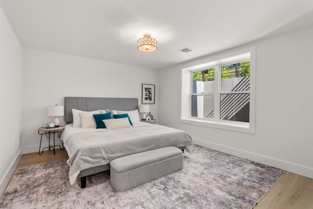 15 Avalon Rd