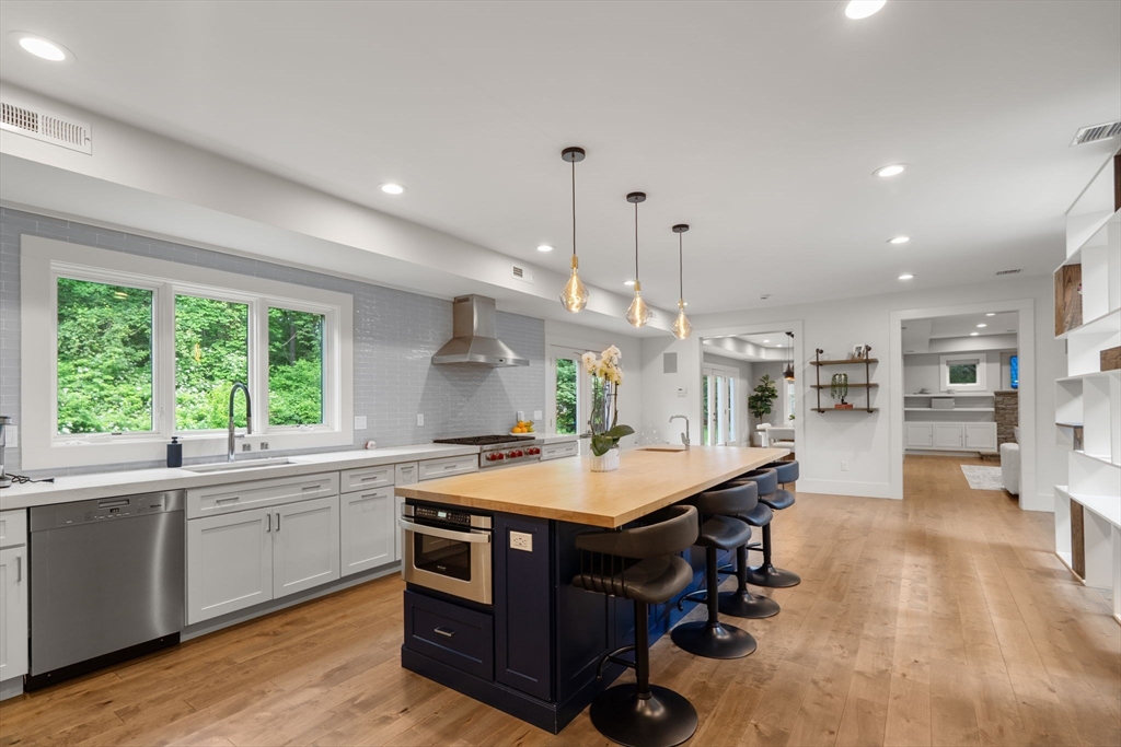 80 Locust Ln