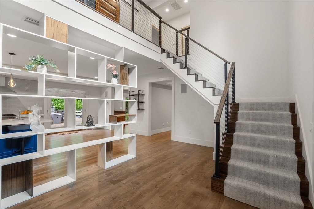 80 Locust Ln